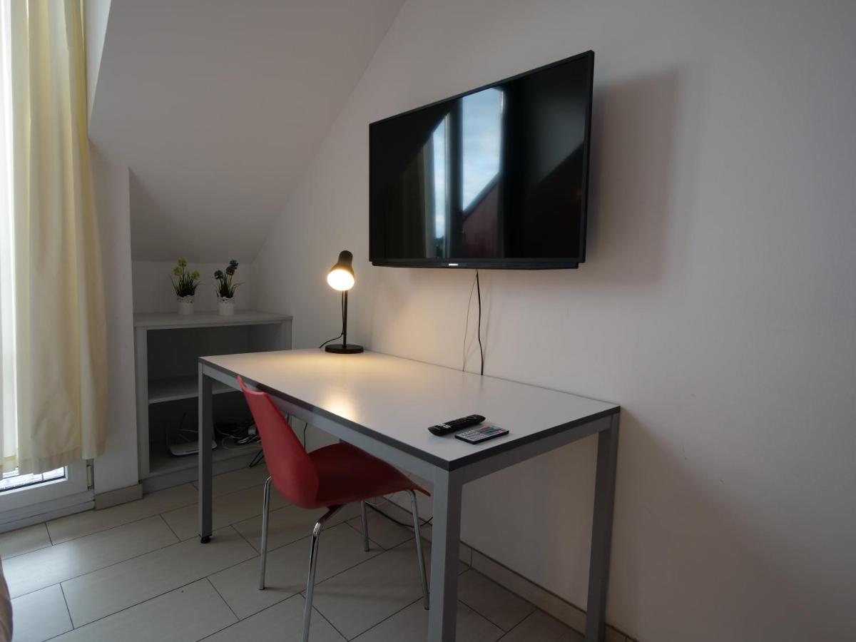 Rooftop Apartment By Rabe - Parkplatz & Free Netflix & Balkon Karlsruhe Exterior foto